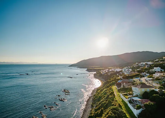 Recien Renovada! Exclusiva Villa De Madera Con Piscina Y Vistas Al Mar